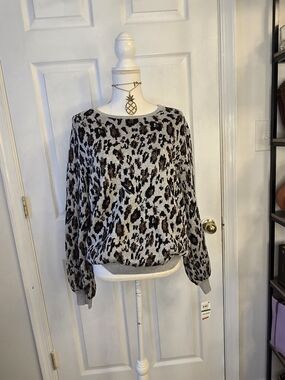 NWT ALFANI Metallic Leopard textured Sweater LARGE(12-14) Rayon Bishop Sleeve